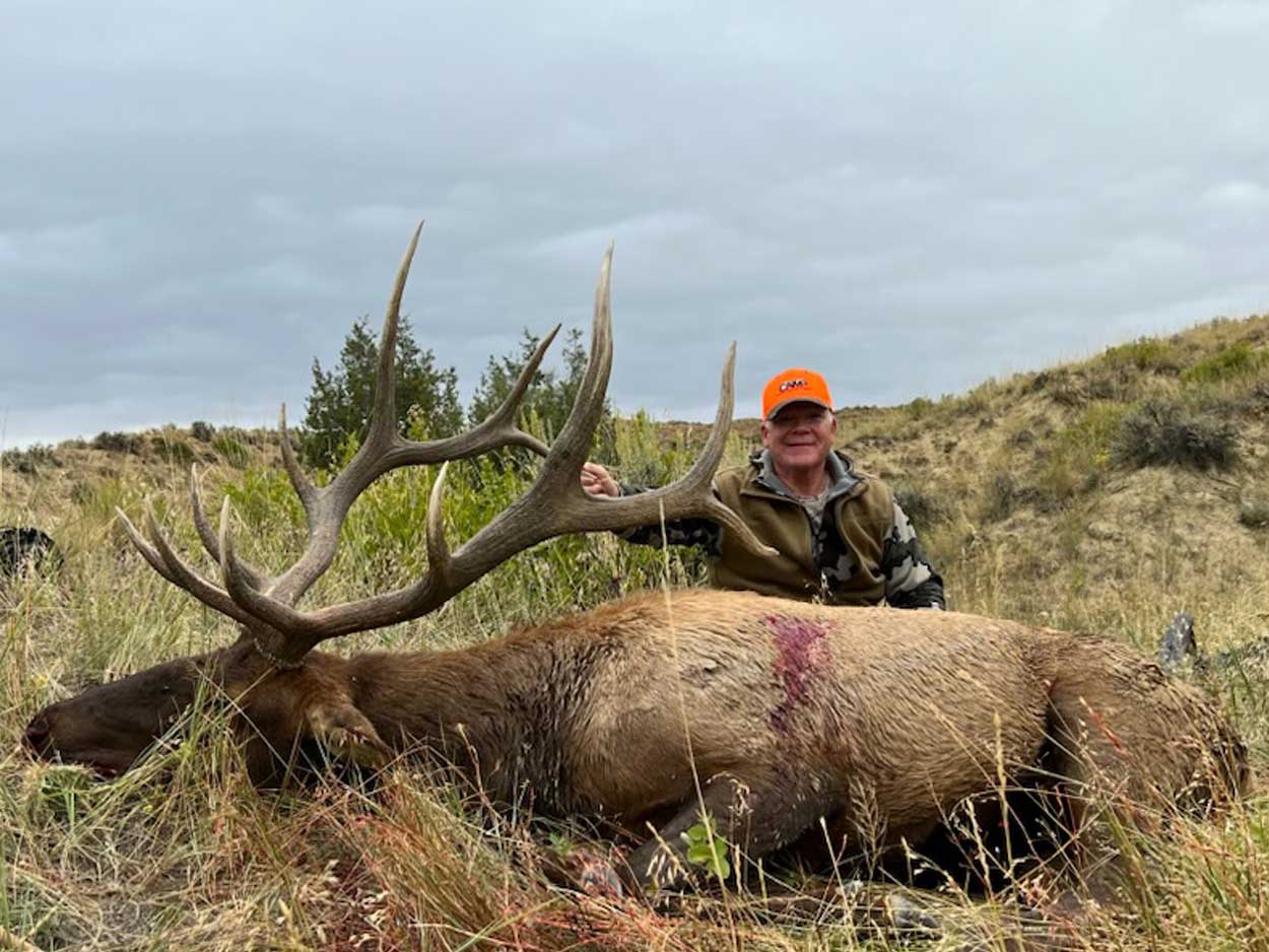 region-e-elk-hunting-wy-outfitter-2