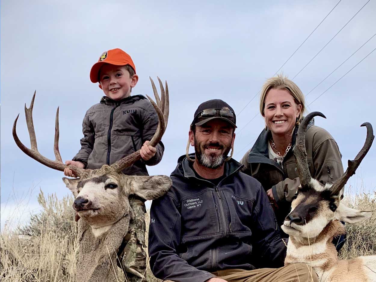 wildhorse-outfitters-ne-wyoming-antelop-hunting-outfitter