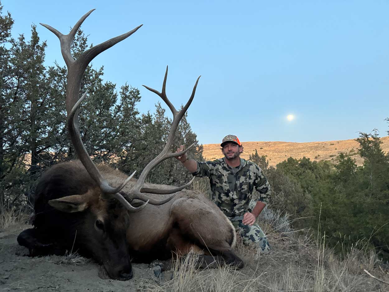 best-region-e-rifle-elk-hunting-outfitter-wy